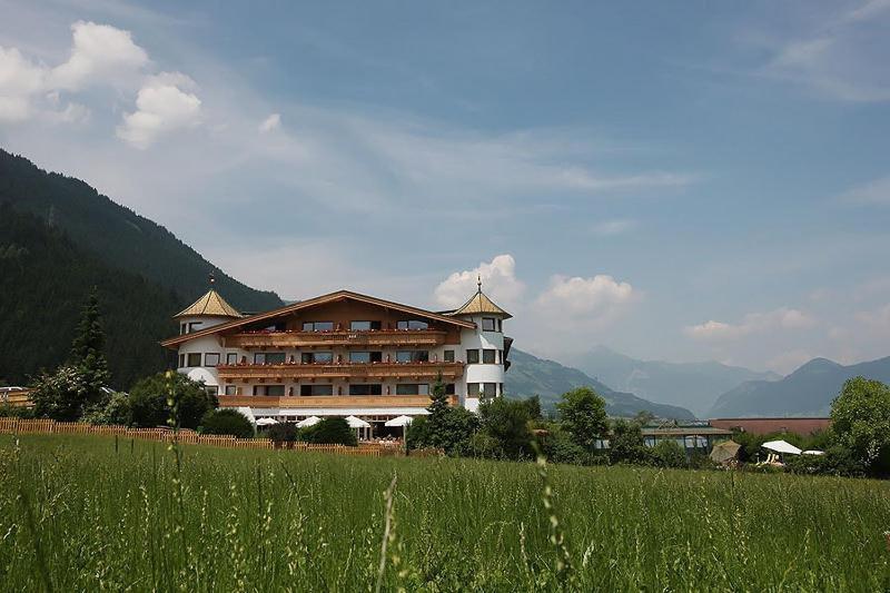 Hotel Magdalena Im Zillertal - Urlaub Mit Hund Ried im Zillertal Exterior photo