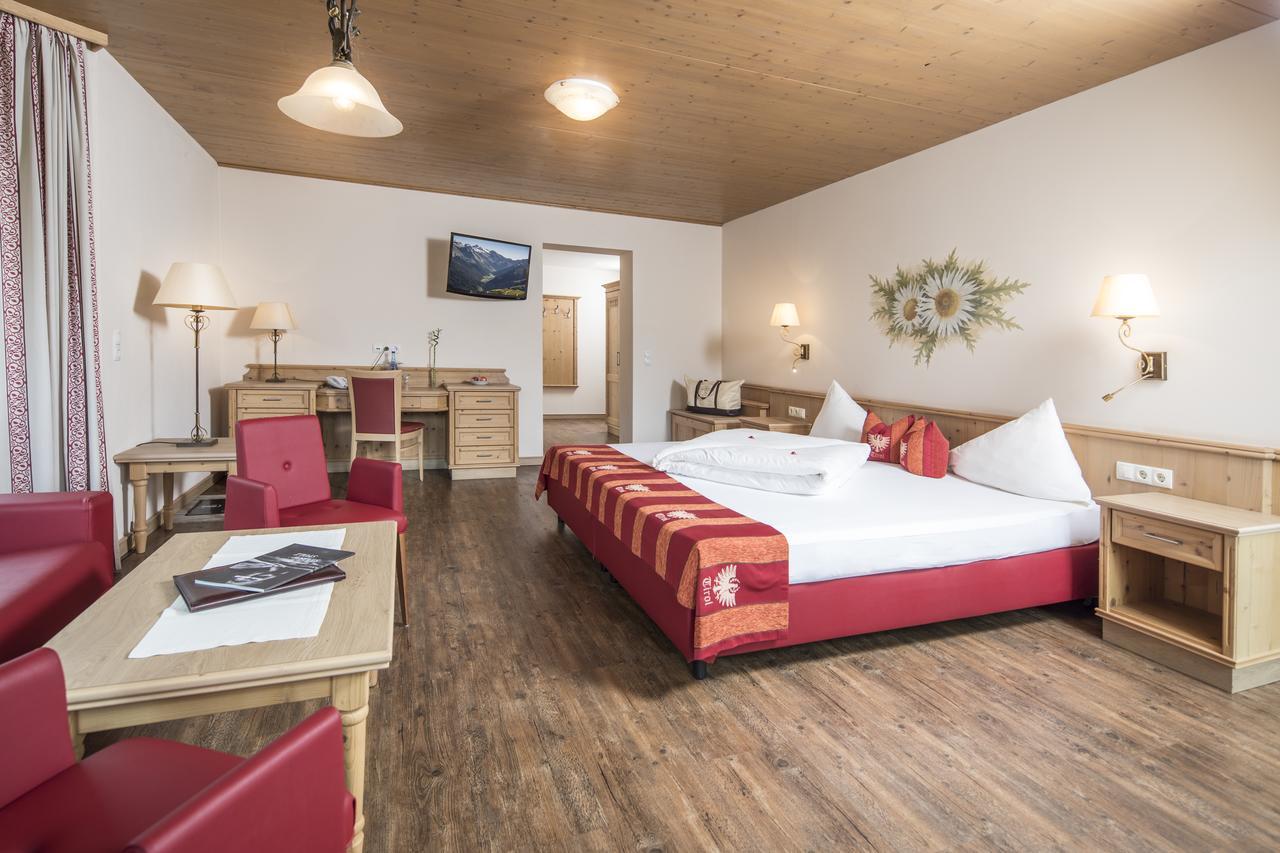 Hotel Magdalena Im Zillertal - Urlaub Mit Hund Ried im Zillertal Exterior photo