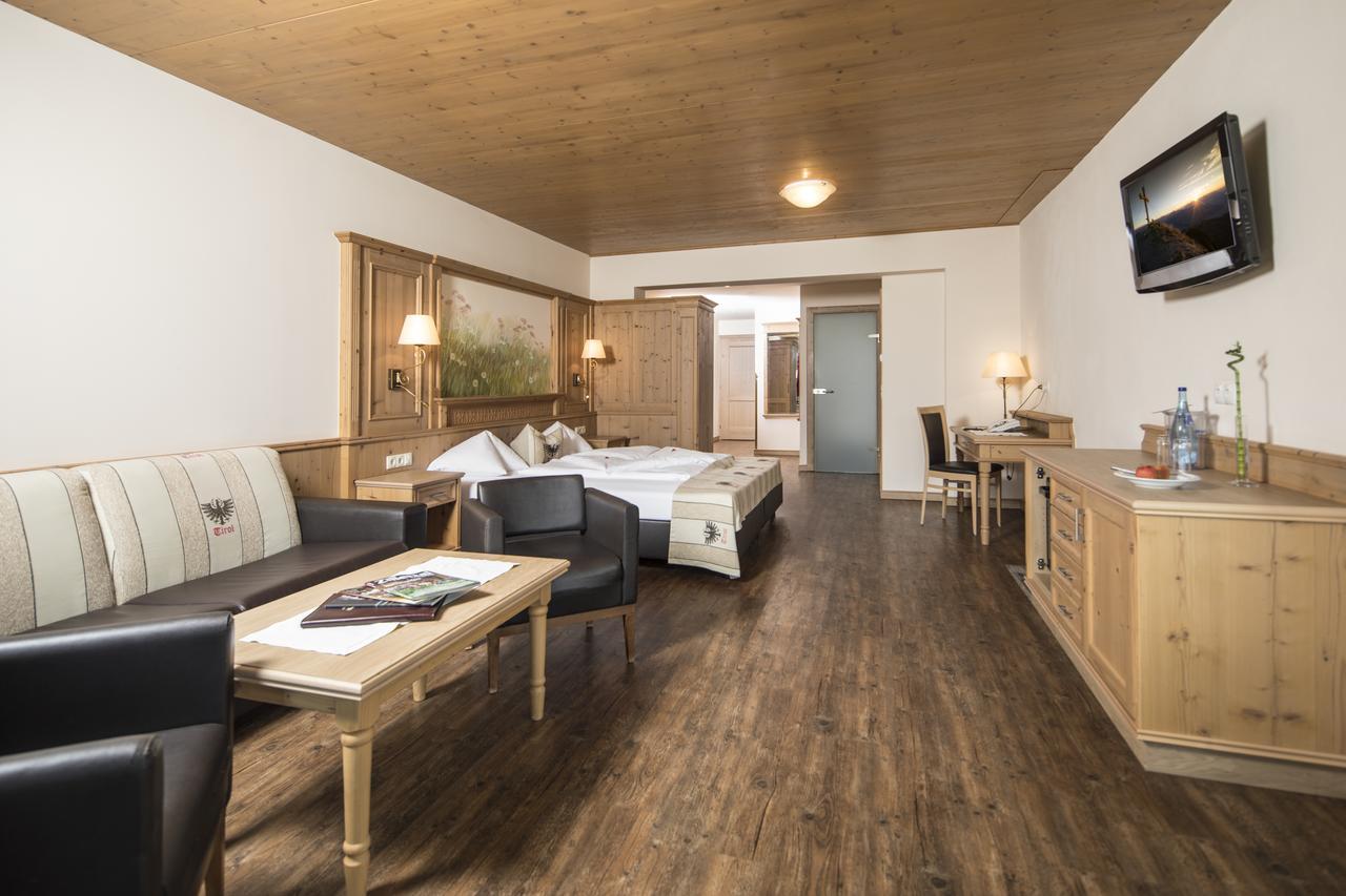Hotel Magdalena Im Zillertal - Urlaub Mit Hund Ried im Zillertal Exterior photo